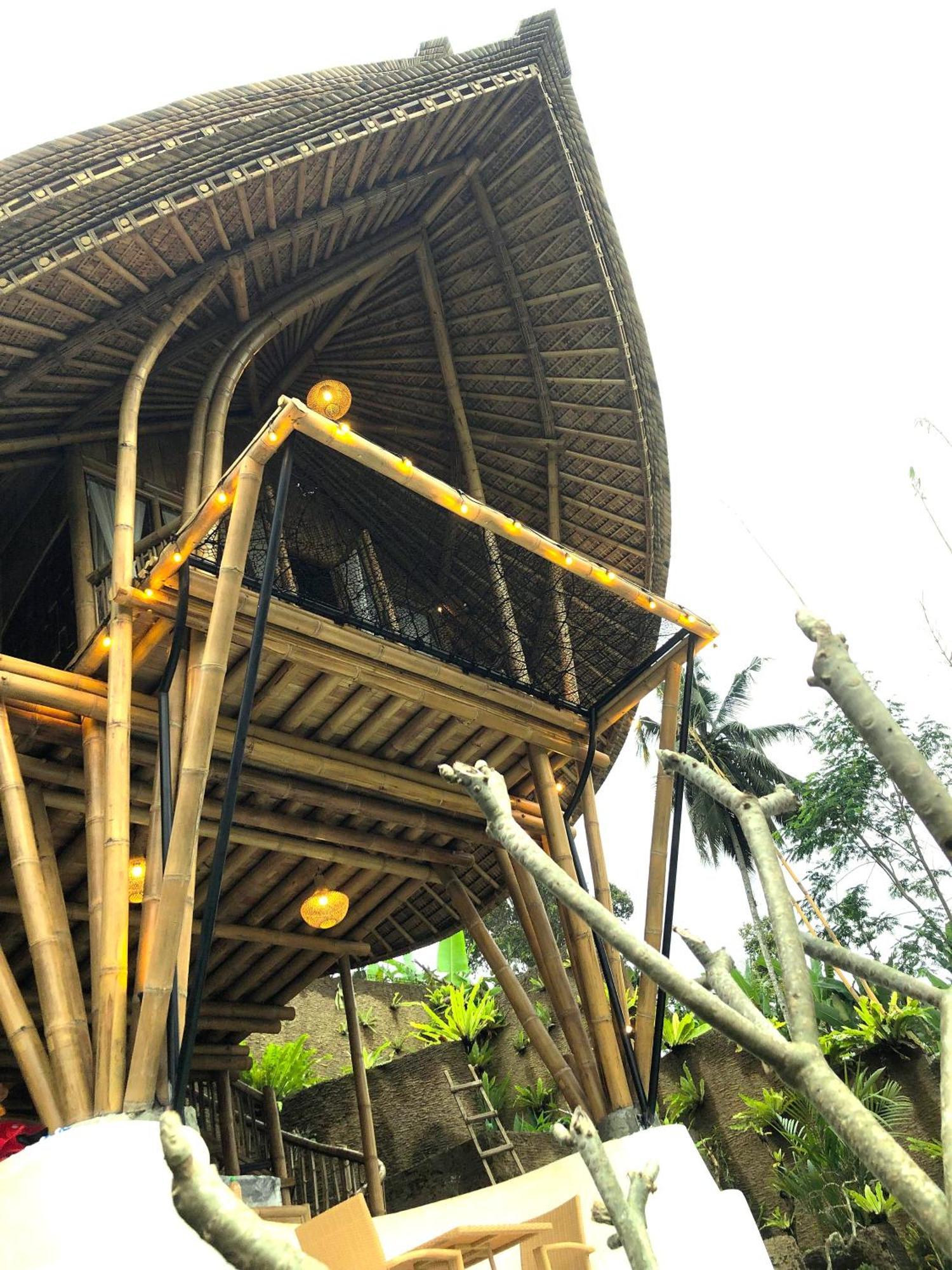 Villa Danaswari Bali Bamboo House Selat Exterior foto