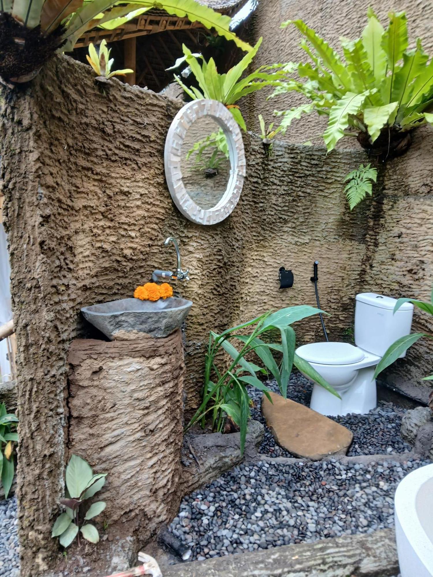 Villa Danaswari Bali Bamboo House Selat Exterior foto