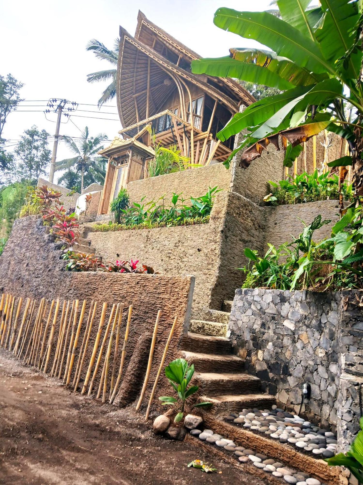 Villa Danaswari Bali Bamboo House Selat Exterior foto